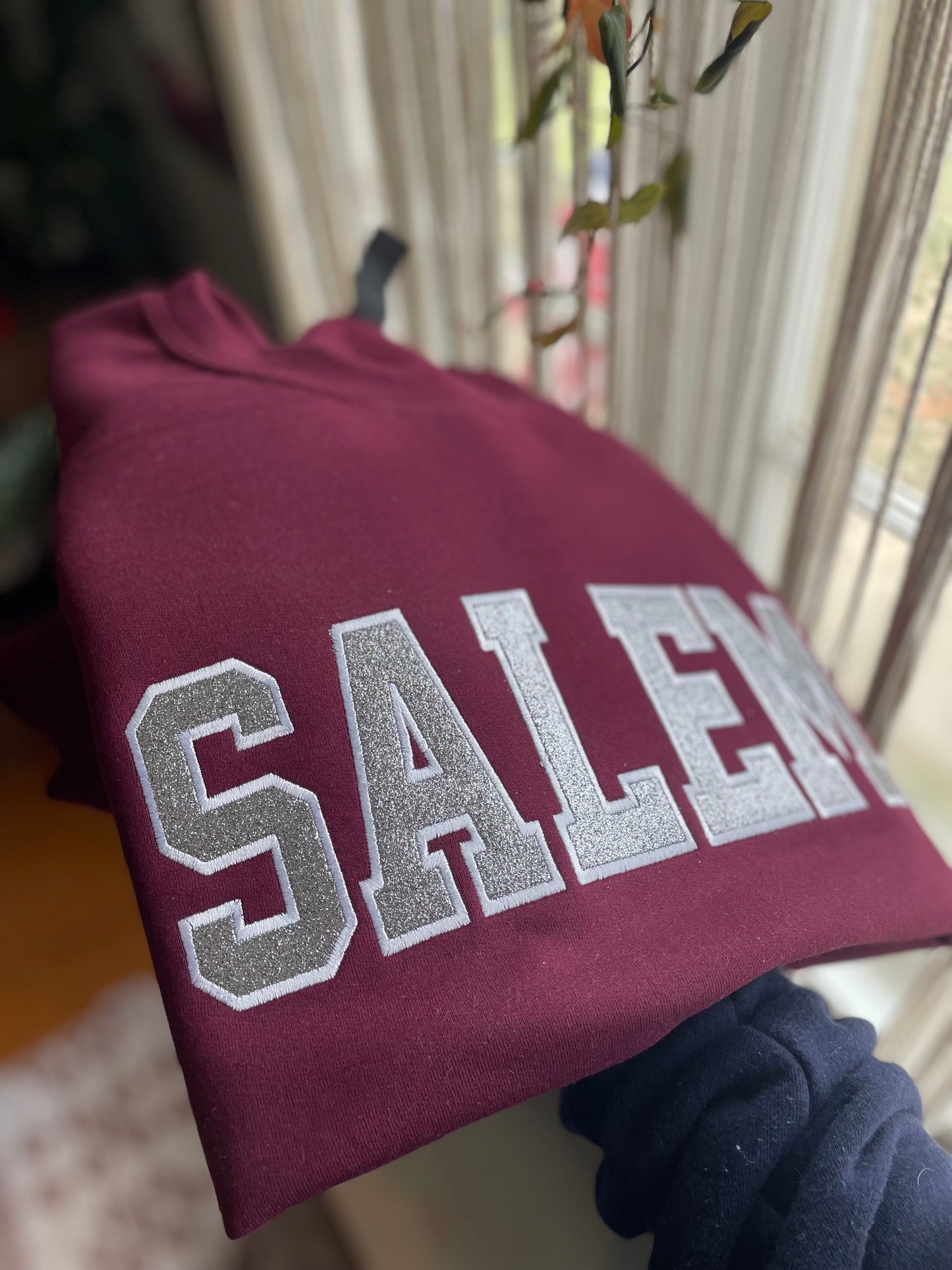 YOUTH glitter sweatshirts
