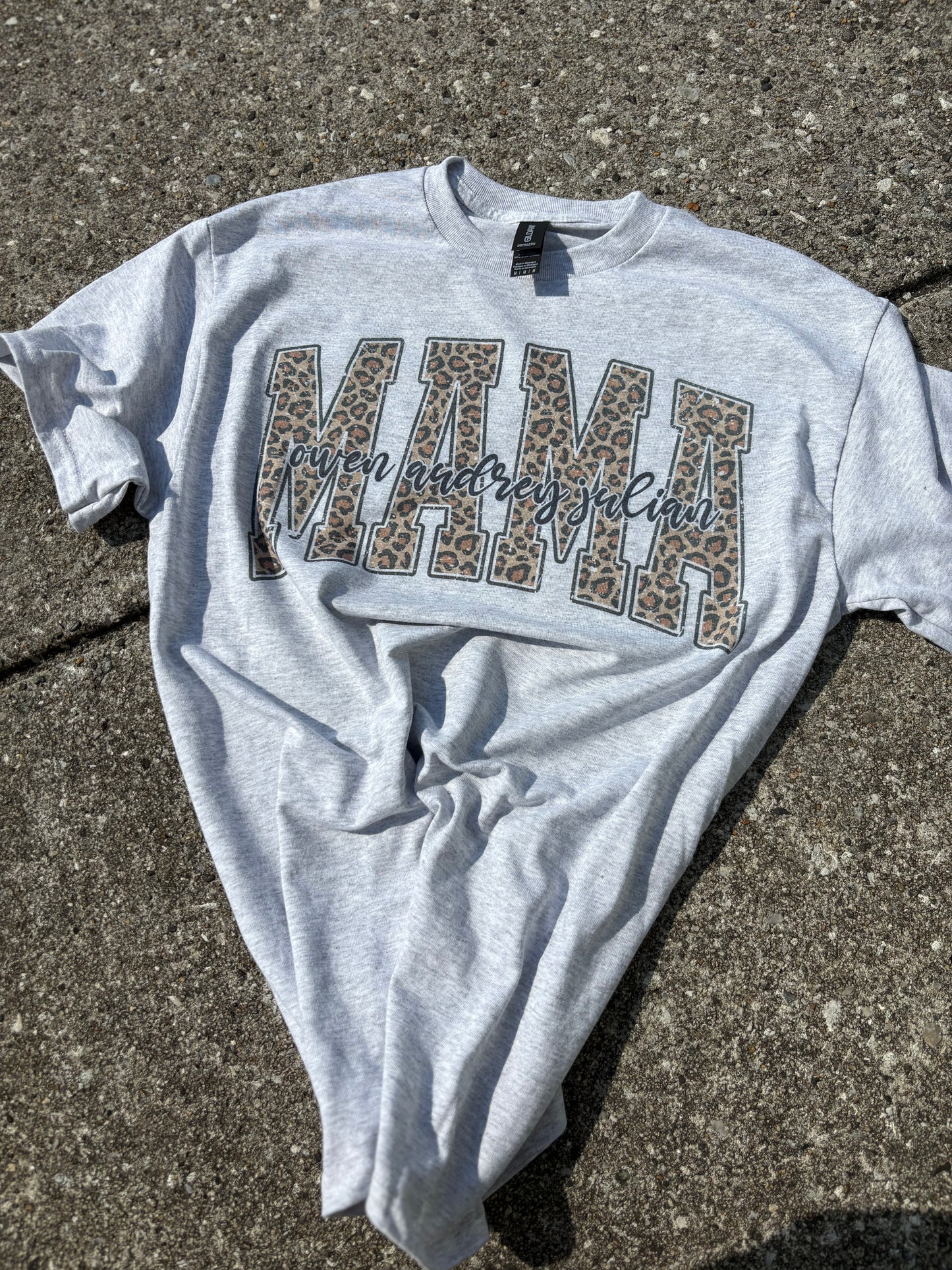LEOPARD MAMA TEE W/ names
